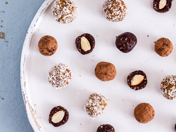 EXKLUSIV aus dem DATTELBÄR Rezeptbuch: Zauberhafte Lebkuchen Pralinen